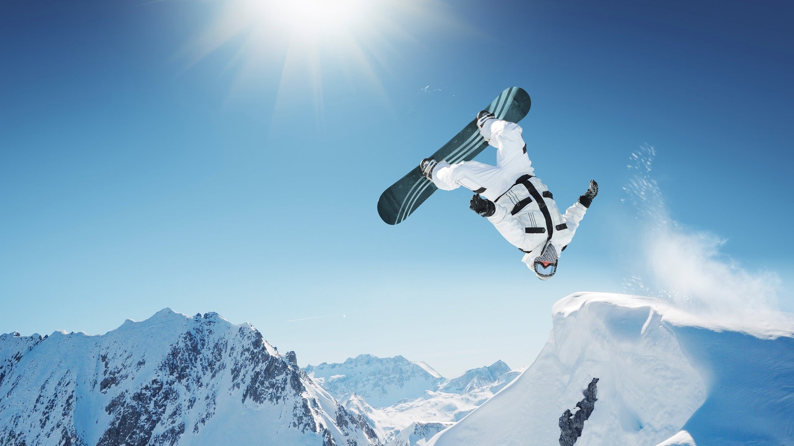 火箭憾负!申京25+9+8,赛后谁留意杜兰特,低头直接走向球员通道,火箭队球员申京